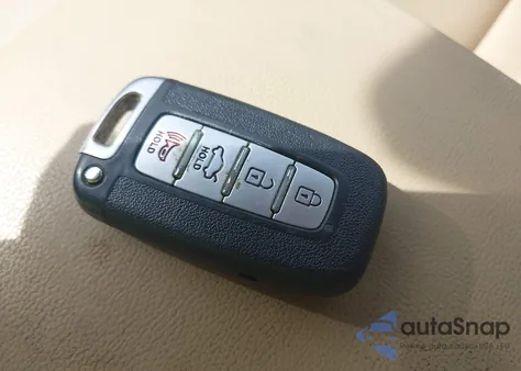 2012 Hyundai Genesis 3.8 z USA, uszkodzony, nr VIN KMHGC4DD6CU176490